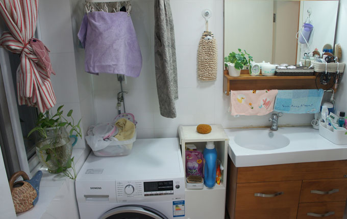 洗衣液消毒液放卫生间